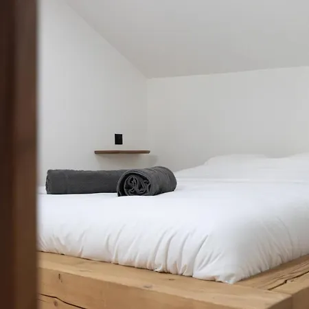 & Le Cosy Curial Apartment *
