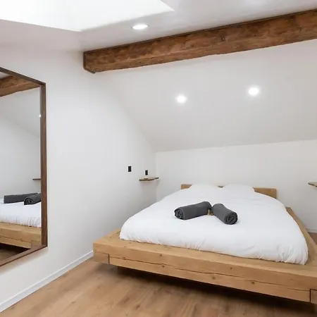 & Le Cosy Curial