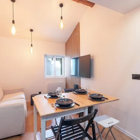 & Le Cosy Curial Apartment *